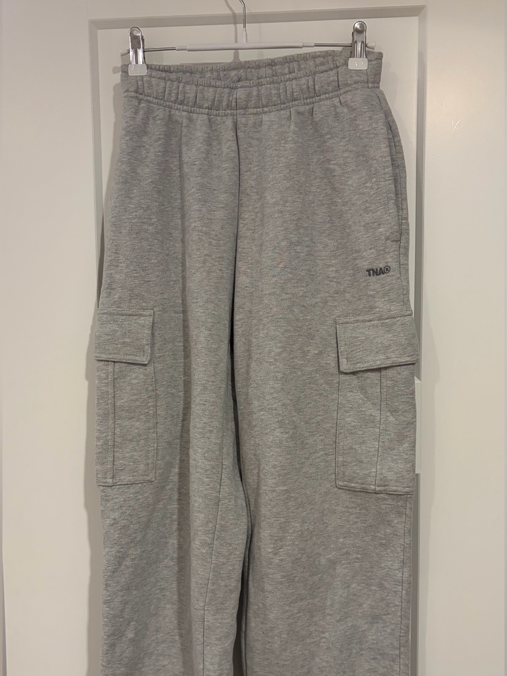 Aritzia TNA Cozy Fleece Mega Cargo Sweatpants 🩶